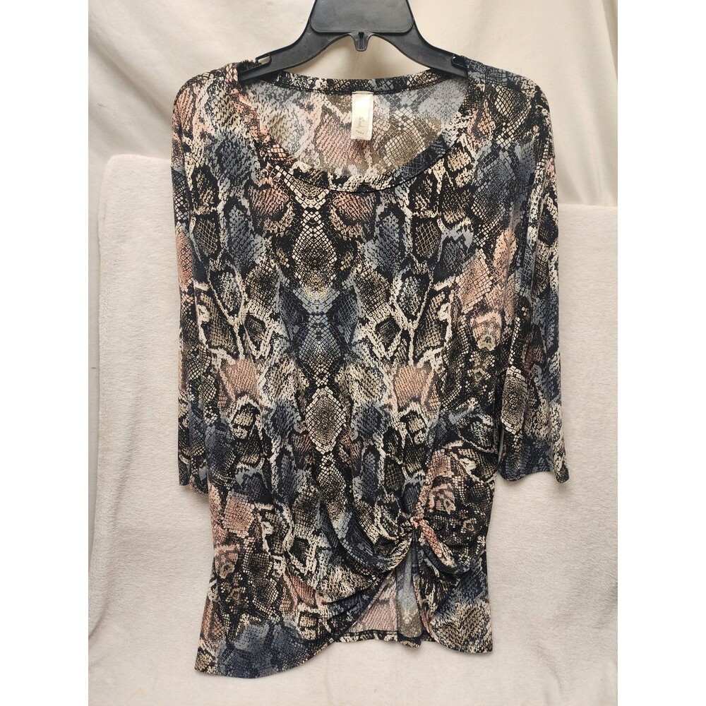 Lovely J Multicolored Asymmetrical Pullover Shirt 3/4 Sleeve Women 2X